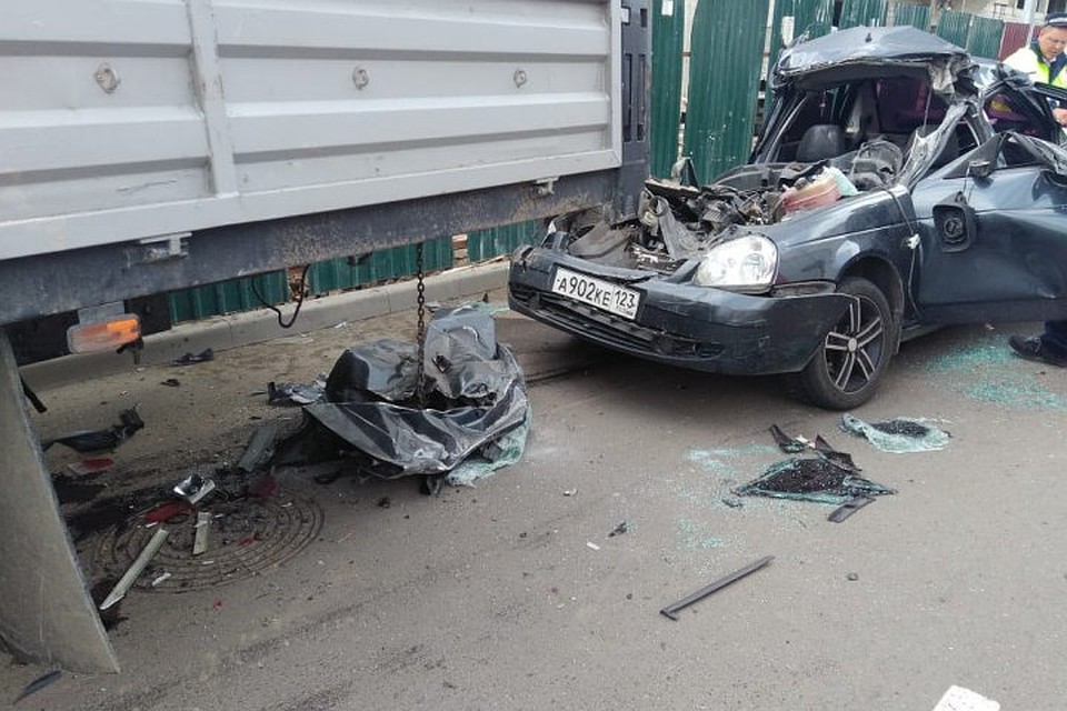 В ДТП в Краснодаре погибли два человека