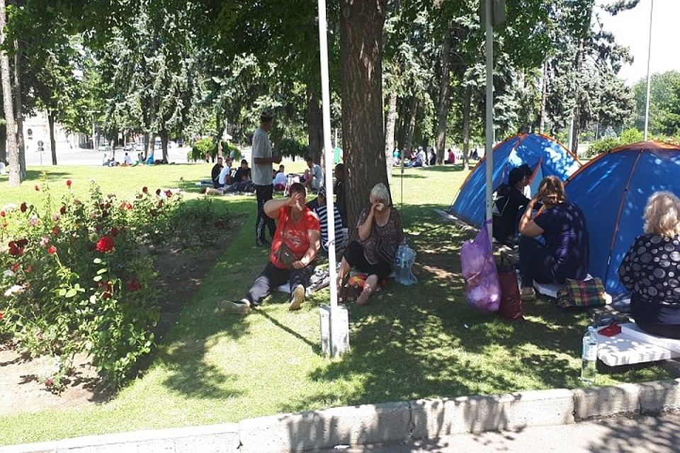 Интересно, а мороженое на чьи деньги покупали?