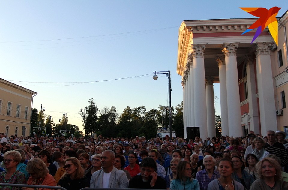 Концерты под открытым небом становятся традицией в Твери Фото: Ирина ТАРАСОВА