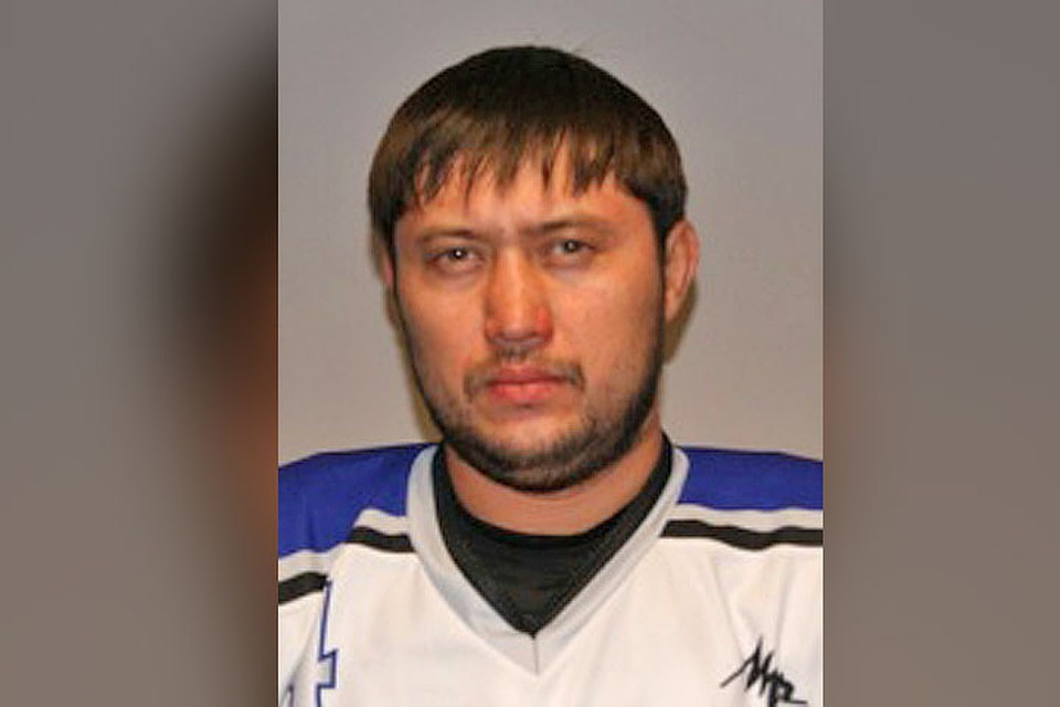 В прошлом Азиз увлекался хоккеем и играл за городские команды на позиции нападающего