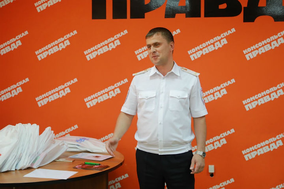 Заместитель начальника управления ГИБДД по Красноярскому краю Ренат Даутханов Фото: Мария ЛЕНЦ