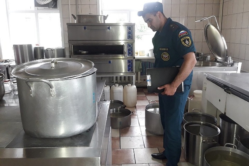 В пункте работает столовая с бесплатным питанием. Фото: ГУ МЧС по Иркутской области