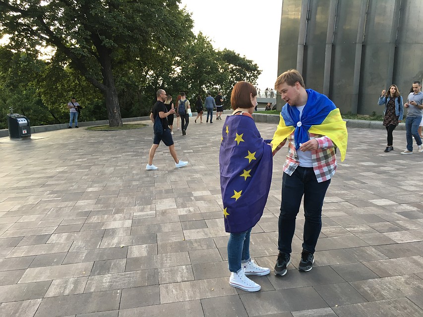 Среди пришедших на концерт выделялась молодая пара. Фото: Анастасия Матвеева