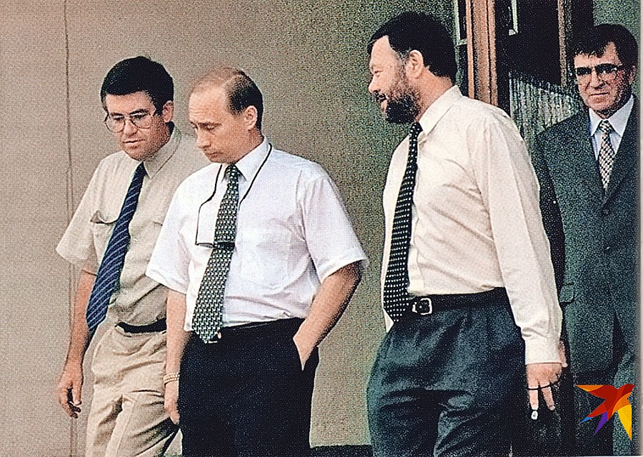 Ровно 20 лет назад, Владимир Путин возглавил правительство России, а за месяц до этого, в должности Секретаря Совета безопасности и директора ФСБ побывал в гостях в «КП». Фото: Евгений УСПЕНСКИЙ