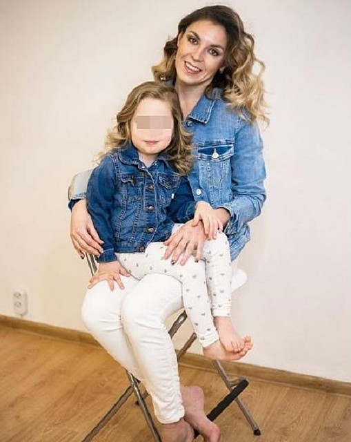 Наталья не стала говорить дочери о героическом поступке папы.
