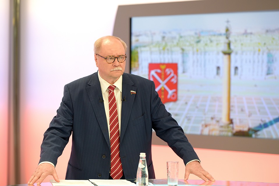 По сути, «партия не собиралась серьезно заниматься созданием кандидата Бортко». Фото: Скриншот с видео