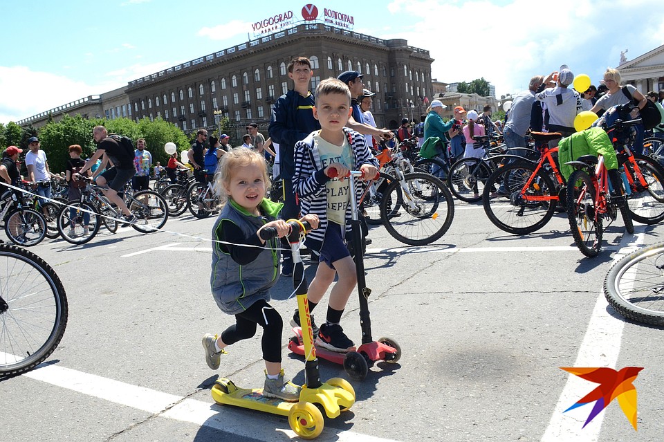 Все на велопарад! Фото: Геннадий БИСЕНОВ