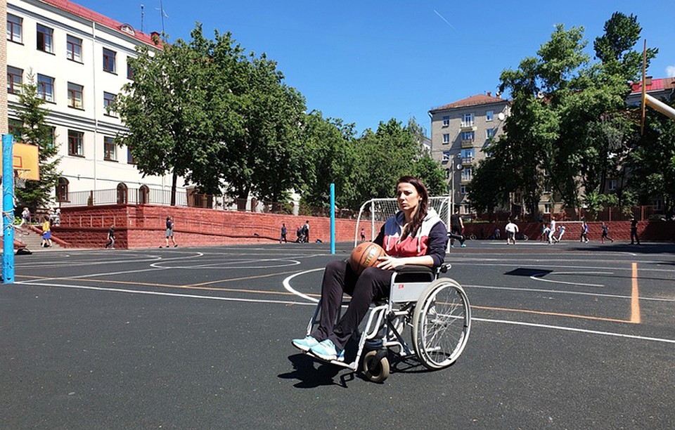 После тяжелой травмы Женя едва не оказалась прикованной к инвалидному креслу. Именно тогда она поняла если самой себя не взять в руки – никто не поможет. Фото: личный архив героя публикации.