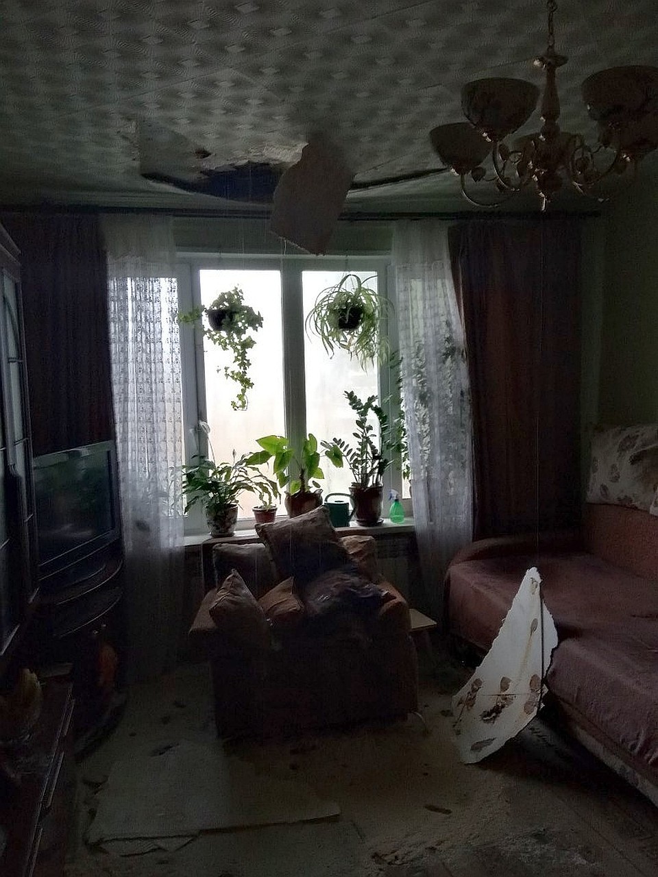 Залитая квартира на улице Совхозной.