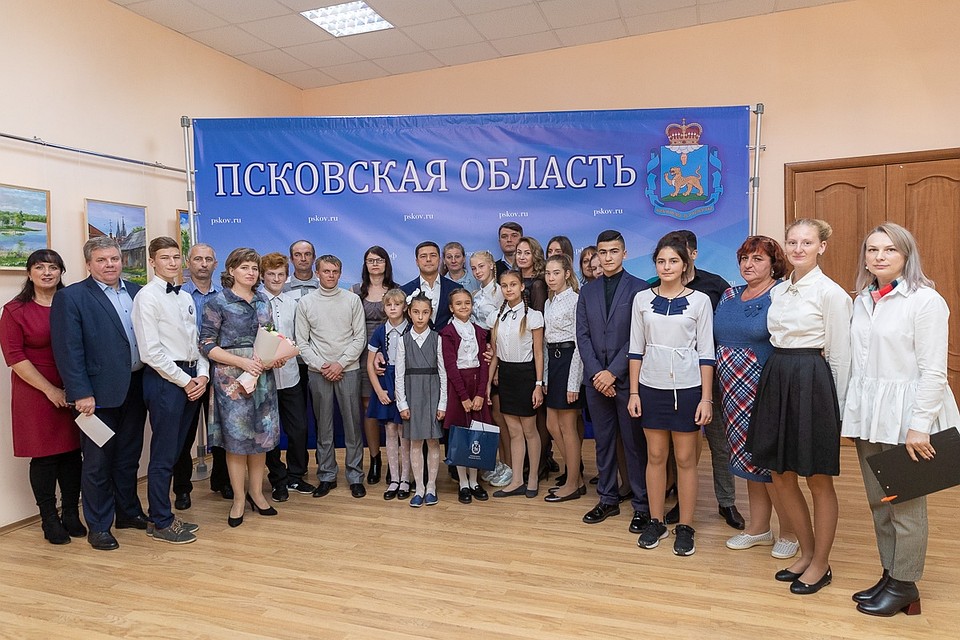 Встреча отличников с Михаилом Ведерниковым состоялась в сентябре. Фото: Сергей ГЕРАСИМОВ
