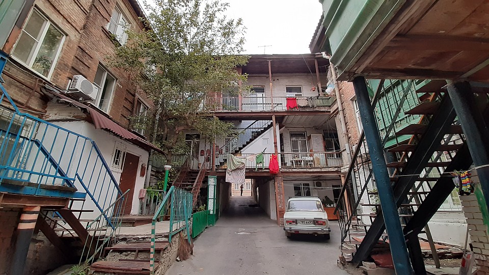 Сюда вы никогда не забредете без экскурсовода. Фото: Екатерина СИМОХИНА