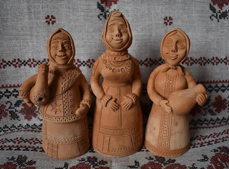 Игрушки Надежды будто излучают свет и доброту. Фото: Светлана КОЛЕСНИКОВА