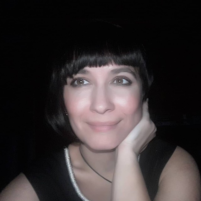 Погибшей оказалась завуч школы №21 Алла Кузьменко. Фото: соцсети