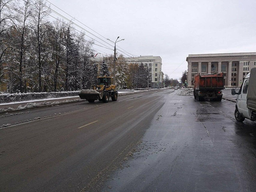 Снег валил всю ночь. Фото: миндортранс Челябинской области