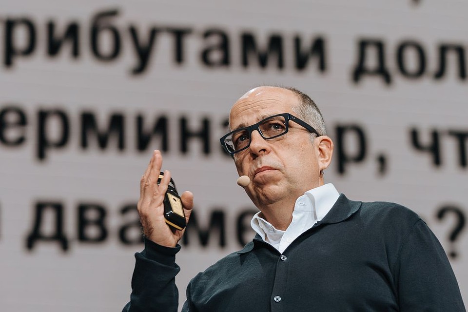 Игорь Манн посоветовал любить клиента с выгодой.