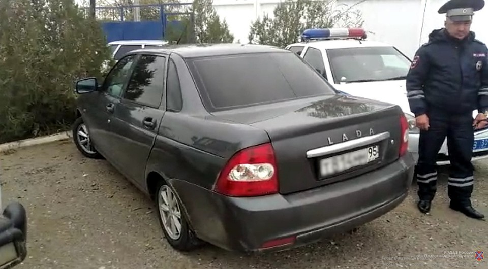 Поймали чеченца в Астраханской области, куда он сбежал на "Ладе". Фото: ГУ МВД по Волгоградской области
