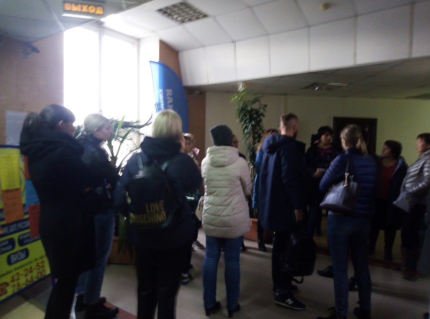 Более тридцати человек потеряли деньги, поддавшись на посулы липового «Магазина горящих путевок» Фото: Евгения МОЛОТОВА