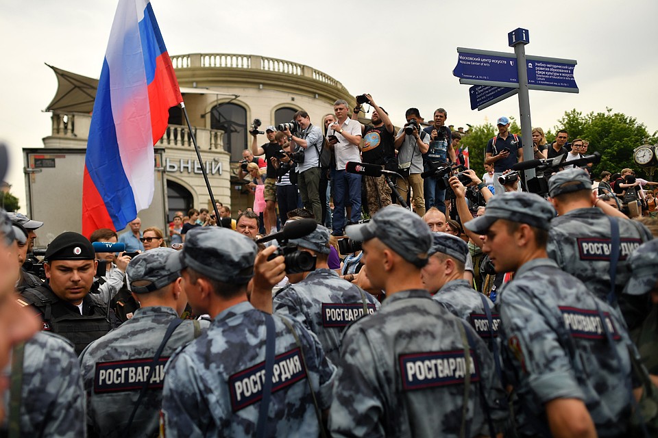 Мы занимаем первое место в мире среди стран с численностью более 50 миллионов человек по количеству полицейских на душу населения. Фото: Виктор ГУСЕЙНОВ