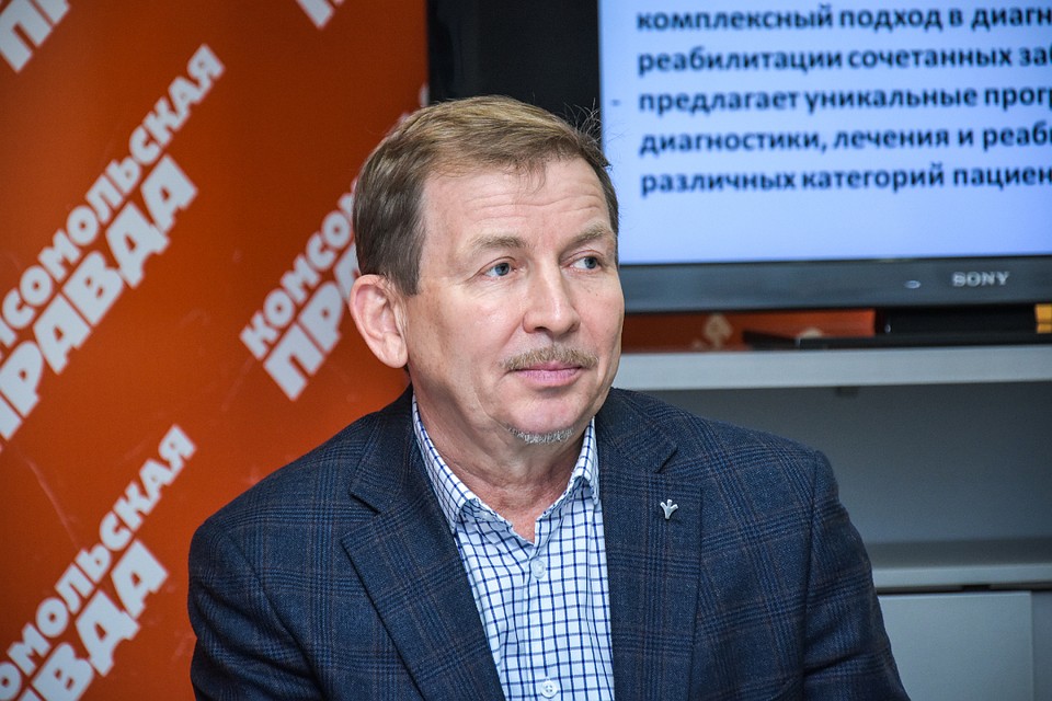 Вадим Зотов, пластический хирург, профессор НГМУ и НГУ. Фото: Алена МАРТЫНОВА
