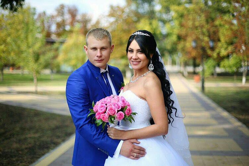 Янина с мужем Дмитрием. Фото: instagram.com/yanina_wax