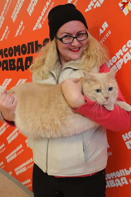Взвешивание Моисея - Моньки заставило поволноваться всех, особенно владельцев Куни. Фото: Святослав ЗОРКИЙ