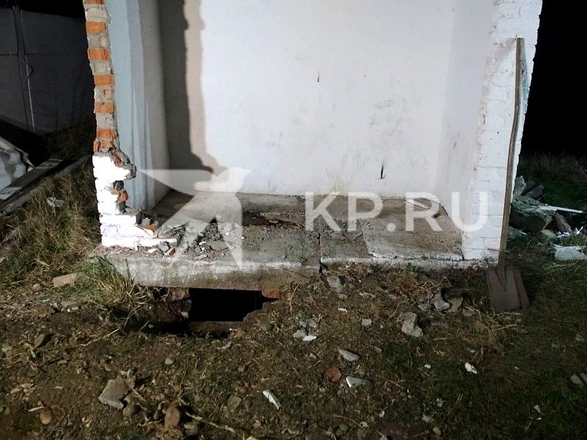 Чтобы достать девочку, потребовалось альпснаряжение. Фото: СУ СК по Краснодарскому краю.