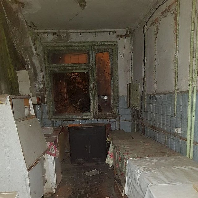 Аварийное общежитие на улице Дзержинского в Краснодаре Фото: instagram.com/obsh_krd/