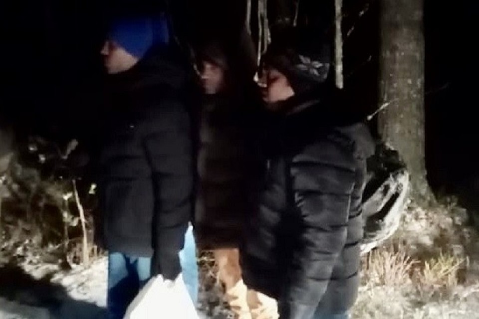 За недолгую прогулку по лесу иностранцы заплатили 10 тысяч евро. Фото: Пресс-служба Пограничного управления ФСБ России по СПб и ЛО
