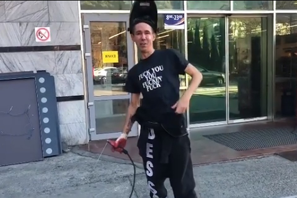 Панин стал сварщиком. Фото: actor_ap/ Instagram