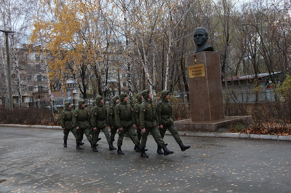 Памятник установлен на территории школы № 118 в Челябинске.