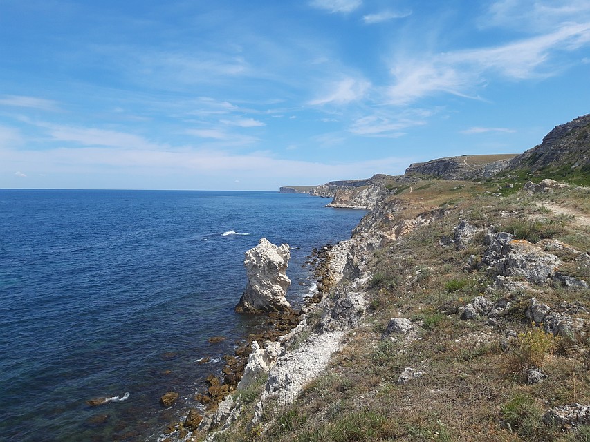 В Оленевке дорожники и прокладчики водовода не могут согласовать графики Фото: Анна КИРИЕНКО