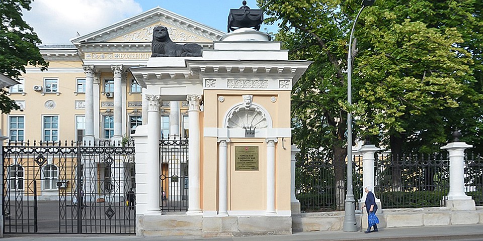 В Яузской больницы в усадьбе купца Баташева спасают сразу несколько архитектурных памятников
