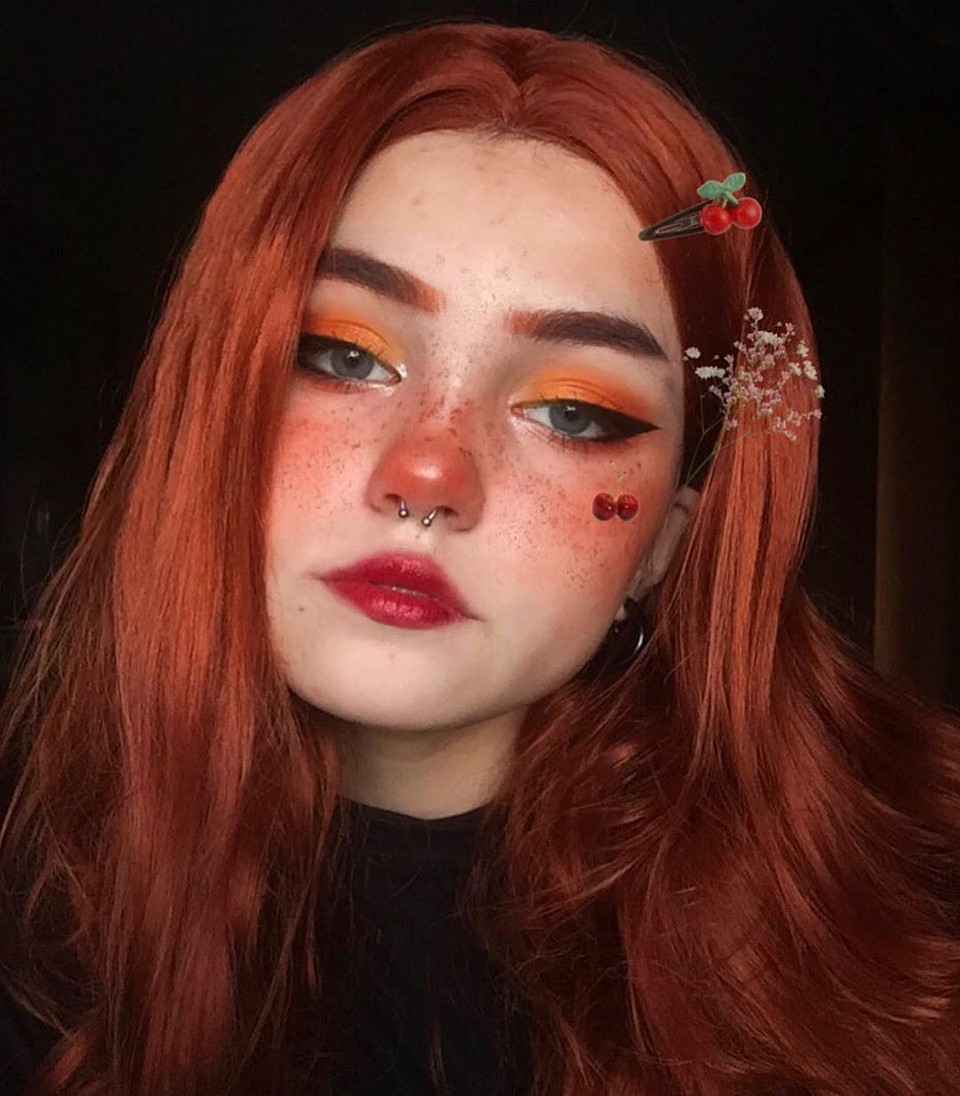 Миловидная девушка считает свой макияж искусством. Фото: instagram.com/yano4kaa.a/