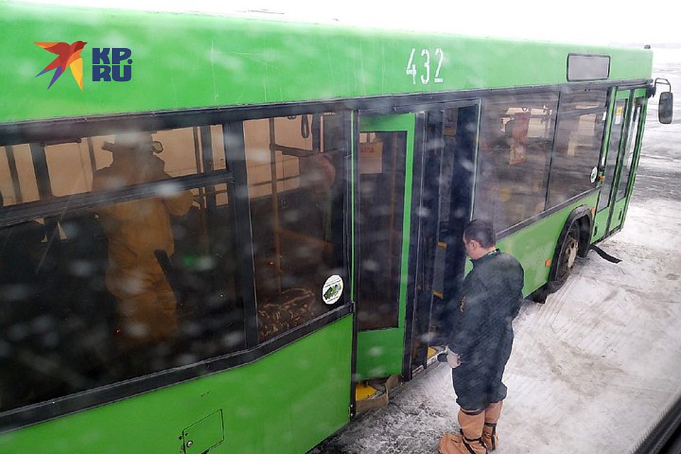 Эвакуированных на автобусах отправили на карантин. Фото: Кира Санникова