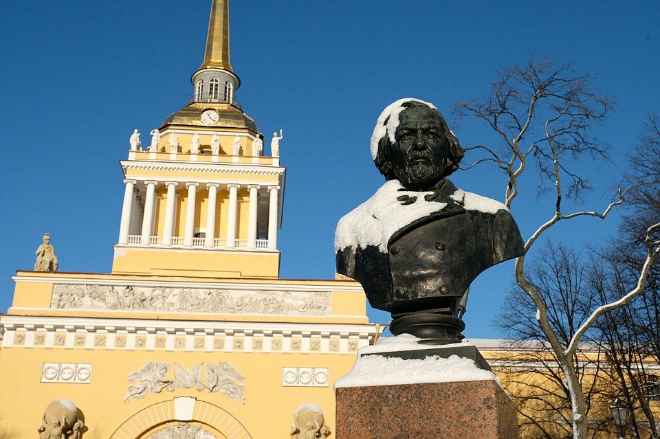 Зимняя погода простоит в городе еще пару дней Фото: Артем КИЛЬКИН