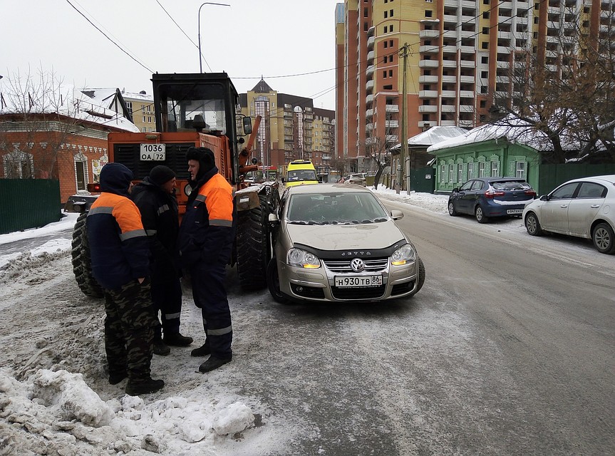Образовалась большая пробка. Фото: Есен Абилькенов