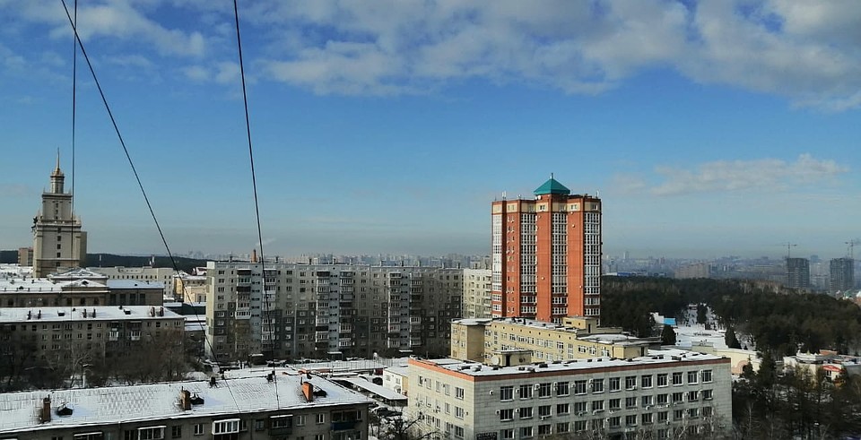 Дышать полной грудью - это не про Челябинск. Фото: Андрей Самокатов.