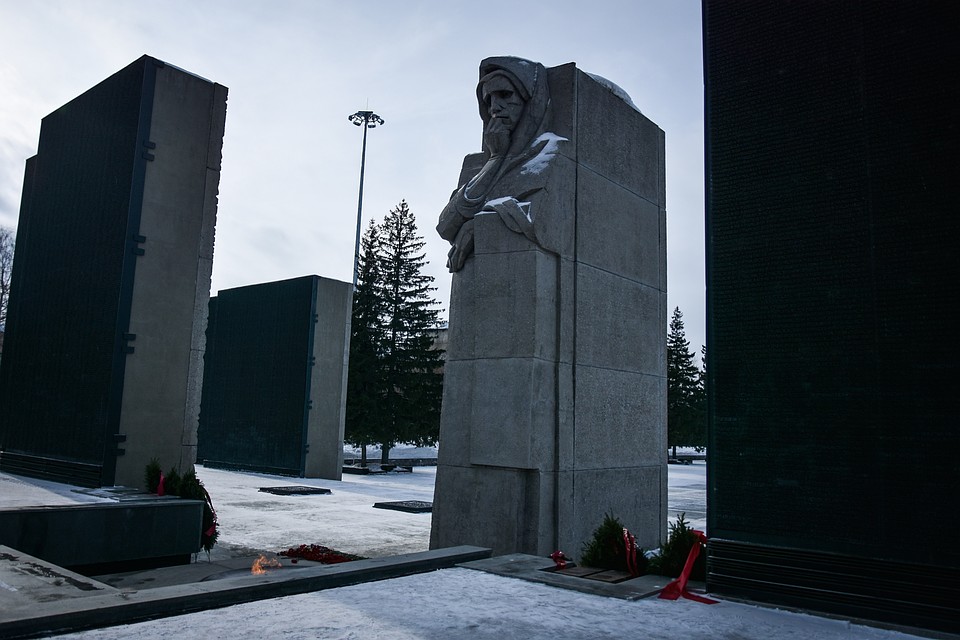 Монумент реконструировали в прошлом году. Фото: Алена МАРТЫНОВА