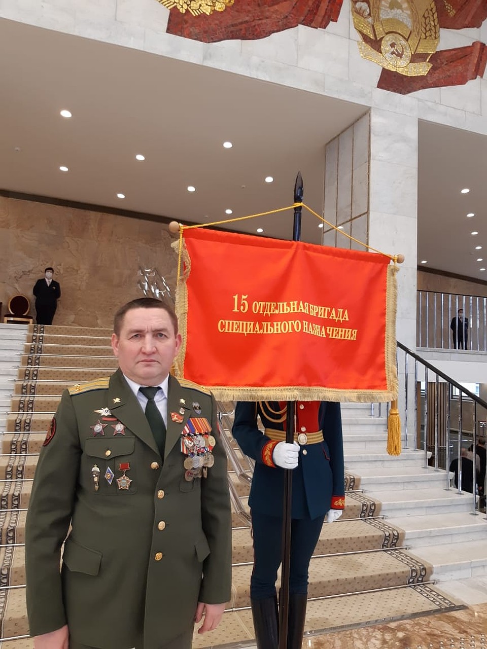 На вопрос: что бы изменил в своей жизни, если представилась такая возможность? Виктор Викторович, не задумываясь, отвечает: «Оставил бы все как есть».