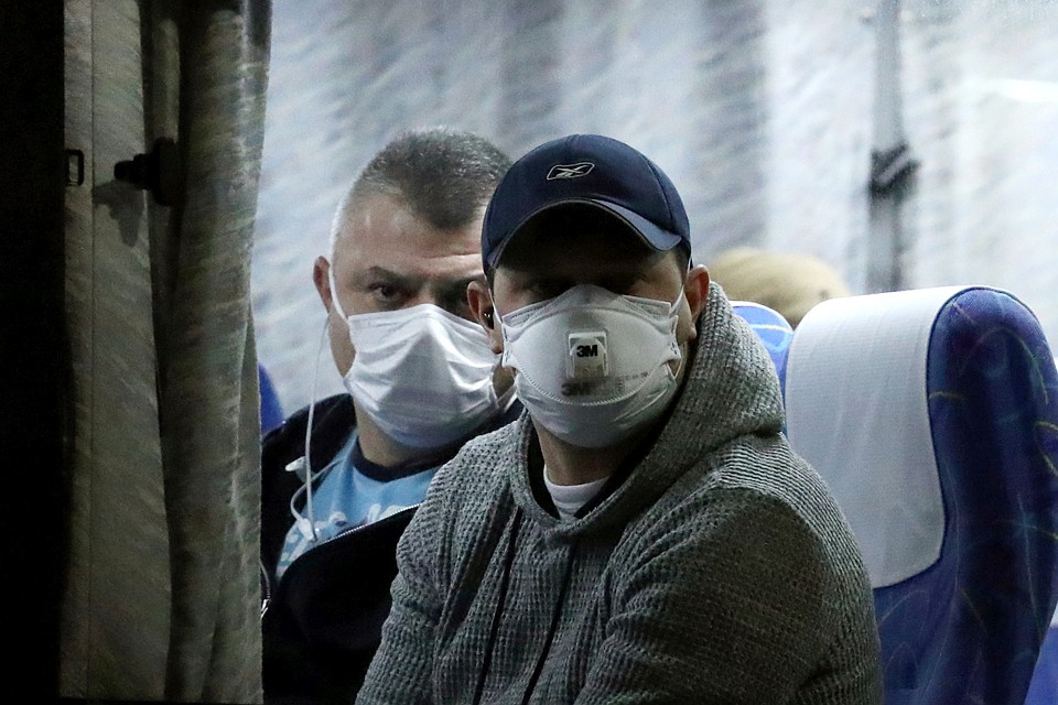 25 украинцев, наотрез отказались куда-то ехат Фото: REUTERS