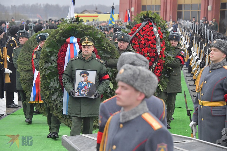 В Москве прошла церемония прощания с маршалом Советского Союза Дмитрием Язовым. Фото: Владимир ВЕЛЕНГУРИН