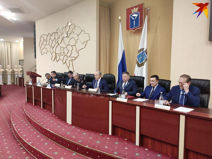 Валерий Радаев провел заседание координационного совета Фото: Александр Уриевский