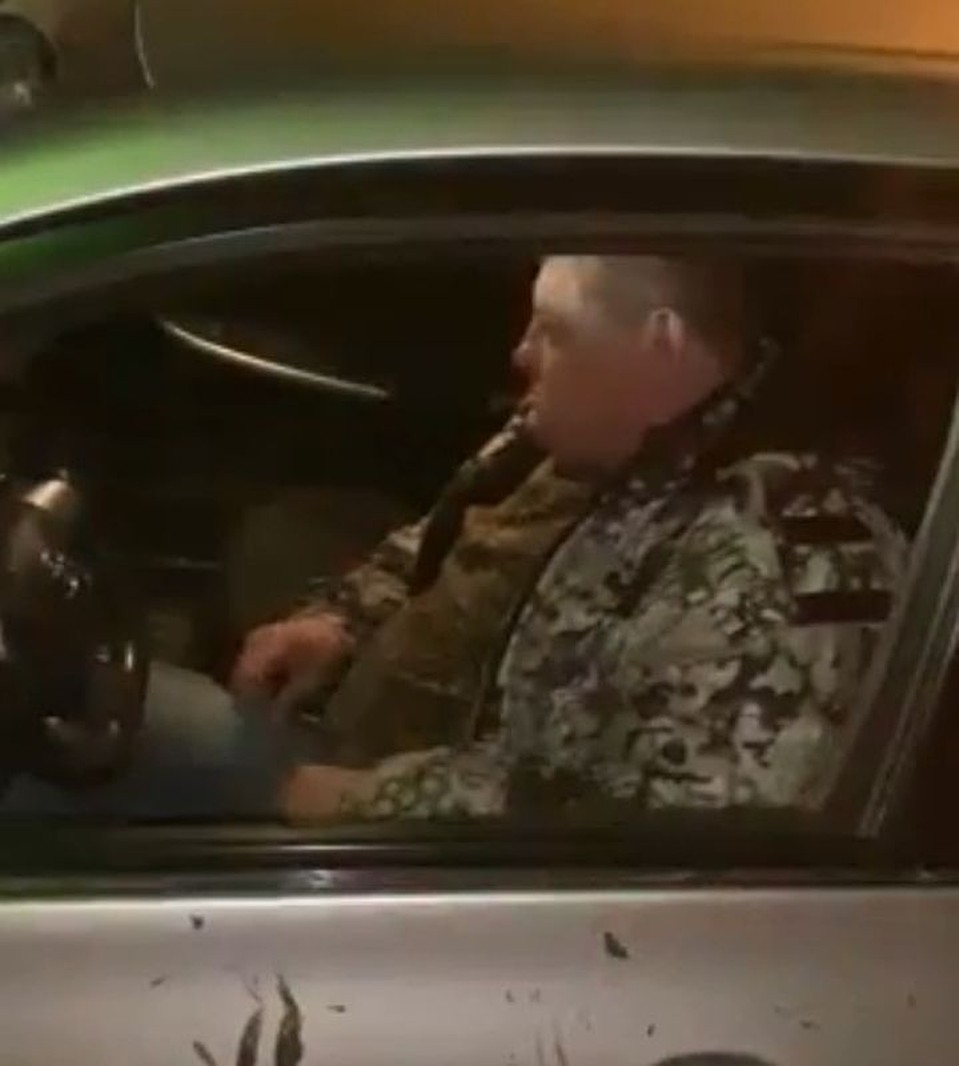 Юрий Захваткин на месте окончания погони.