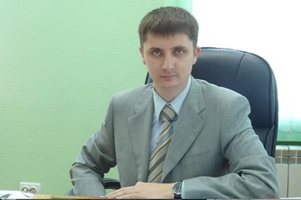 Главврач Армавирской ЦРБ лишился должности за нарушения при выплатах медикам, работающим с коронавирусными больными.