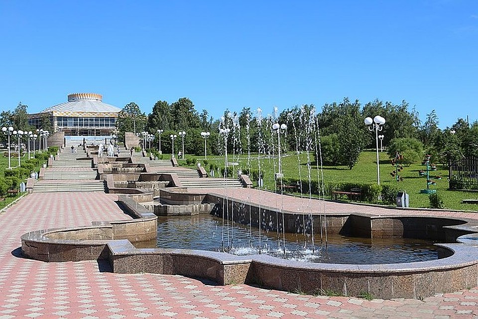 Каскадный фонтан в парке культуры и отдыха имени А.П.Бондина. Фото park-bondina.ru