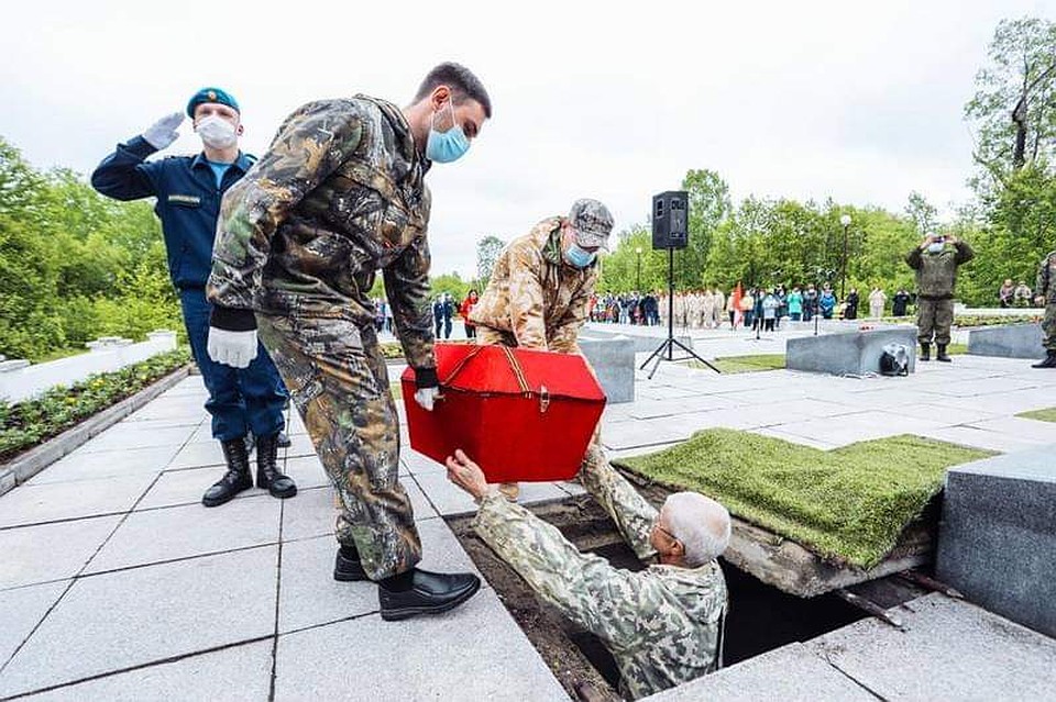 К сегодняшнему дню поисковики обнаружили останки более 300 красноармейцев. Фото пресс-службы губернатора Сахалинской области