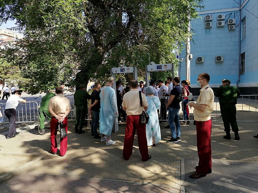 Измерение температуры Фото: Юрий ПОЗДНЯК