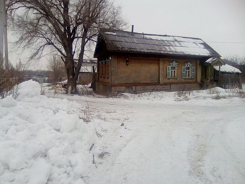 Владимир и Наталья много лет жили по соседству, но стали вместе жить в этом доме в 2018 году Фото: Предоставлено "Комсомолке"