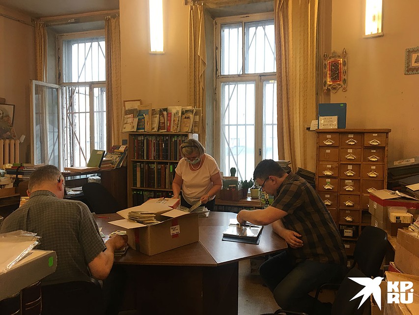 Место располагается в старинном особняке, середины XVIII века, принадлежавшем в свое время семье Хитрово. Фото: Сергей СЕЛЕДКИН