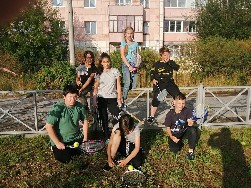 Тренируются в команде Дмитрия мальчики и девочки. Фото: Дмитрия Овчинникова.